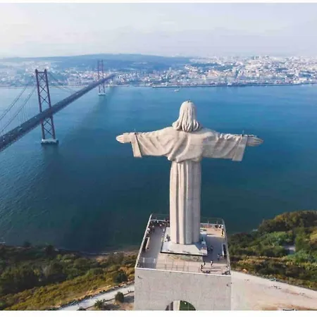 Big Flat Next To Lisbon And Caparica Apartment Almada