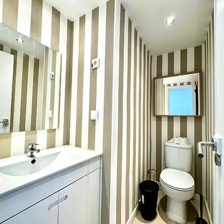 Big Flat Next To Lisbon And Caparica Apartment Almada